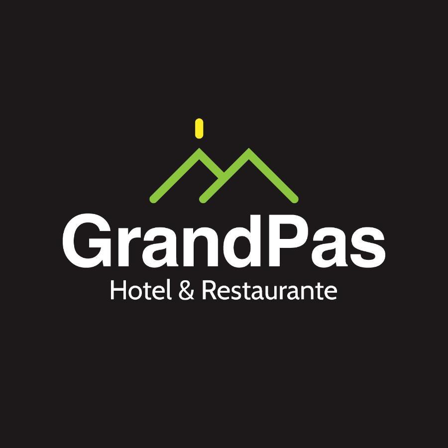 Grandpas Hotel & Restaurante Cartago Exterior photo