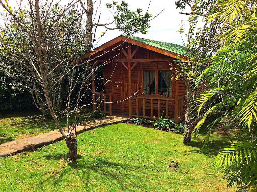 Grandpas Hotel & Restaurante Cartago Room photo